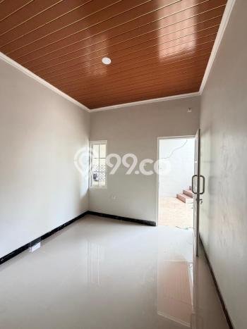 Dijual Kost Strategis di Depok, Sleman 16 KT, 16 KM, Luas Bangunan 280m2 Dijual Kost Strategis di Depok, Sleman 16 KT, 16 KM, Luas Bangunan 280m2