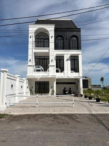 Dijual Kost Strategis di Depok, Sleman 0 KT, 35 KM, Luas Bangunan 790m2 Dijual Kost Strategis di Depok, Sleman 0 KT, 35 KM, Luas Bangunan 790m2