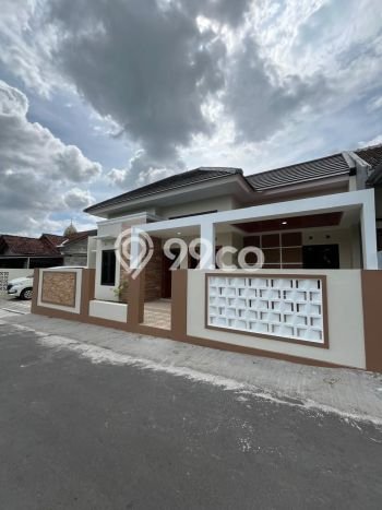 For Sale Hunian Rumah Terawat 3 Kamar di Purwomartani , Sleman For Sale Hunian Rumah Terawat 3 Kamar di Purwomartani , Sleman