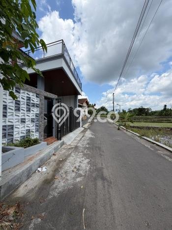 Rumah Modern Cantik 4 Kamar Siap Huni di Ngaglik Rumah Modern Cantik 4 Kamar Siap Huni di Ngaglik