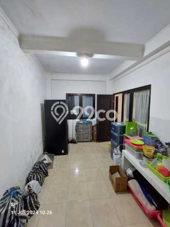 Rumah Lokasi Strategis area Kasihan, Bantul, LT 128m2m² LB 250m2m² Rumah Lokasi Strategis area Kasihan, Bantul, LT 128m2m² LB 250m2m²