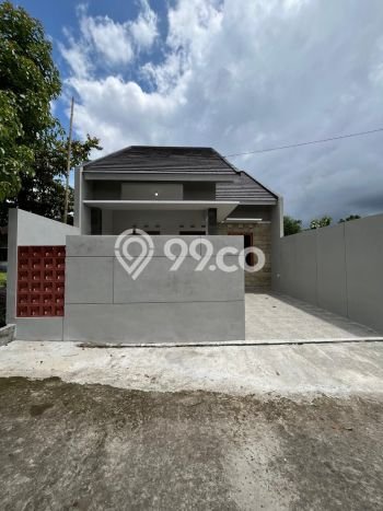 Dijual Rumah 3 Kamar Lokasi Strategis Nyaman dan Strategis di Ngaglik Dijual Rumah 3 Kamar Lokasi Strategis Nyaman dan Strategis di Ngaglik