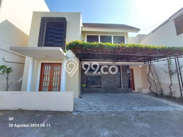 Dijual Hunian Rumah Terawat 4 Kamar di Maguwoharjo, Yogyakarta Dijual Hunian Rumah Terawat 4 Kamar di Maguwoharjo, Yogyakarta
