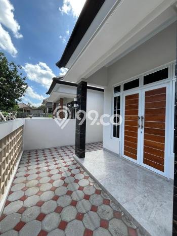 Rumah Modern Minimalis 3 KT Bisa Langsung Pindah di Banguntapan Rumah Modern Minimalis 3 KT Bisa Langsung Pindah di Banguntapan