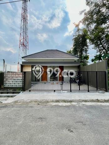 Rumah Strategis Minimalis Lb 90m2 di Ngaglik, Sleman Rumah Strategis Minimalis Lb 90m2 di Ngaglik, Sleman
