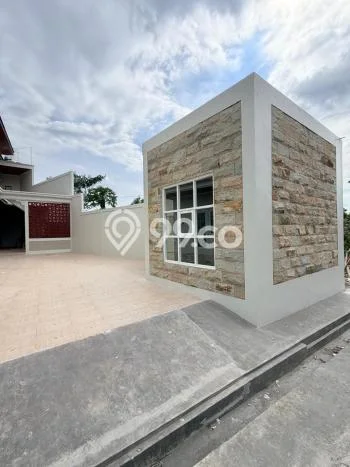 Dijual Kost Strategis di Depok, Sleman 16 KT, 16 KM, Luas Bangunan 280m2 Dijual Kost Strategis di Depok, Sleman 16 KT, 16 KM, Luas Bangunan 280m2