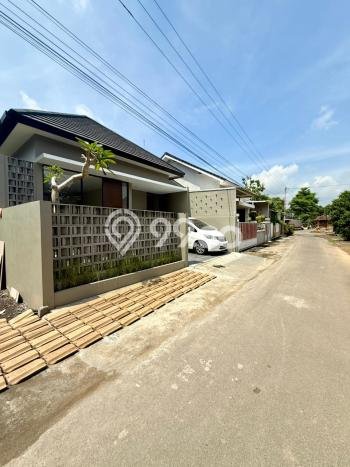 Dijual Rumah 2 Kamar Lokasi Strategis Bagus dan Strategis di Sleman Dijual Rumah 2 Kamar Lokasi Strategis Bagus dan Strategis di Sleman