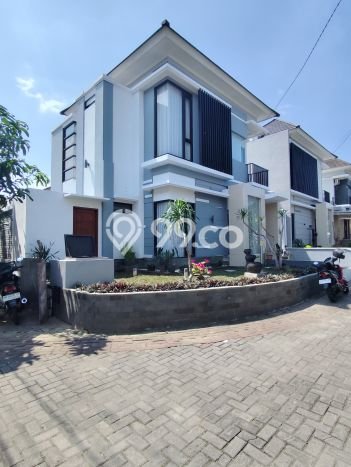 Rumah Strategis Modern Lb 141m2 di Mlati, Sleman Rumah Strategis Modern Lb 141m2 di Mlati, Sleman