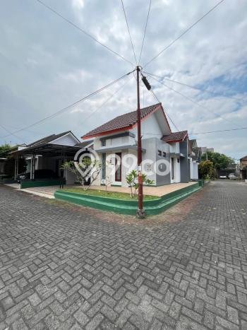 Rumah Berkualitas area Mlati, Sleman, Luas 176m2m² LB 110m2m² - HARGA NEGO! Rumah Berkualitas area Mlati, Sleman, Luas 176m2m² LB 110m2m² - HARGA NEGO!