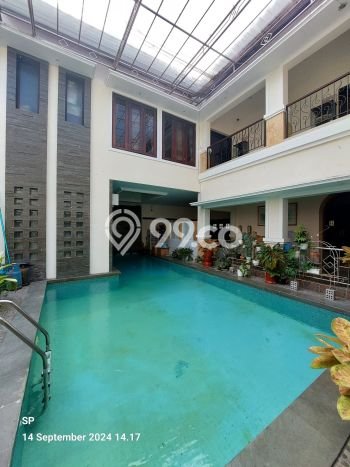 Siap Huni Hunian Elit 6 Kamar di Depok Dekat ke Mana Saja Siap Huni Hunian Elit 6 Kamar di Depok Dekat ke Mana Saja
