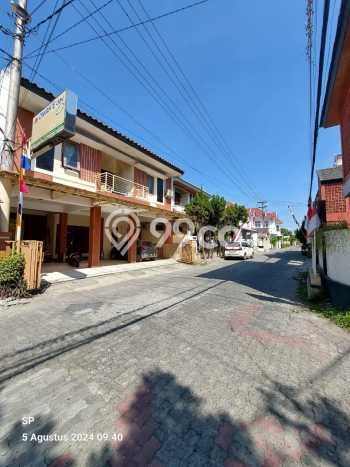 Kost Dijual di Condong Catur dengan 11 KT dan Luas 400m2 Kost Dijual di Condong Catur dengan 11 KT dan Luas 400m2