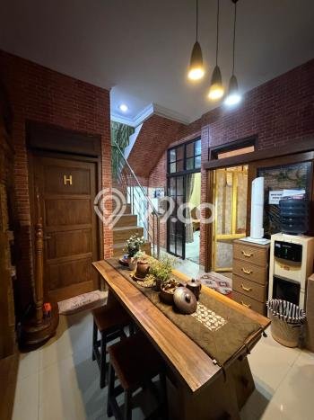 Kost Dijual di Condong Catur dengan 0 KT dan Luas 464m2 Kost Dijual di Condong Catur dengan 0 KT dan Luas 464m2