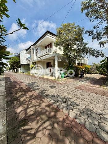 Rumah Modern Cantik 3 KT Bisa Langsung Pindah di Banguntapan Rumah Modern Cantik 3 KT Bisa Langsung Pindah di Banguntapan