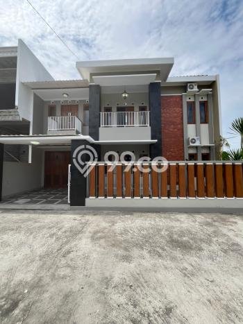 For Sale Rumah 5 Kamar Lokasi Ideal Bagus dan Strategis di Kalasan For Sale Rumah 5 Kamar Lokasi Ideal Bagus dan Strategis di Kalasan