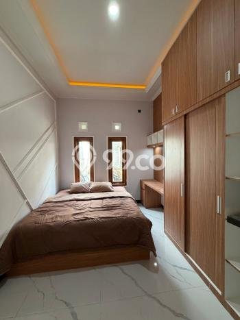 Unit Kost Dijual di Kawasan Depok Sleman dengan 5 KT Unit Kost Dijual di Kawasan Depok Sleman dengan 5 KT