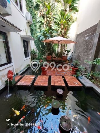 Siap Huni Hunian Elit 6 Kamar di Depok Dekat ke Mana Saja Siap Huni Hunian Elit 6 Kamar di Depok Dekat ke Mana Saja