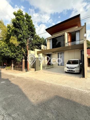 Dijual Rumah 4 Kamar Lokasi Ideal Bagus dan Strategis di Depok Dijual Rumah 4 Kamar Lokasi Ideal Bagus dan Strategis di Depok