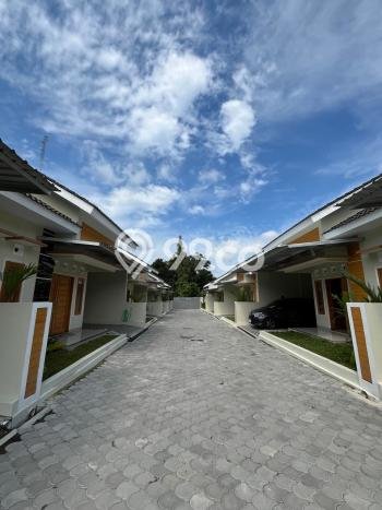 Rumah Strategis Modern Lb 80m2 di Kalasan, Sleman Rumah Strategis Modern Lb 80m2 di Kalasan, Sleman