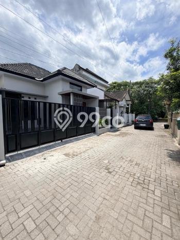 Rumah Modern Cantik 3 Kamar Siap Huni di Kalasan Rumah Modern Cantik 3 Kamar Siap Huni di Kalasan