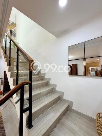 Hunian Cantik Modern Lb 153m2 di Banguntapan, Bantul Hunian Cantik Modern Lb 153m2 di Banguntapan, Bantul
