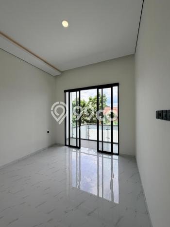 Siap Huni Hunian Elit 4 Kamar di Ngaglik Dekat ke Mana Pun Siap Huni Hunian Elit 4 Kamar di Ngaglik Dekat ke Mana Pun