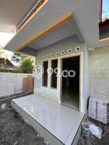 Rumah Sederhana Dijual di Ngemplak 2 Kamar dengan LT 93m2 Rumah Sederhana Dijual di Ngemplak 2 Kamar dengan LT 93m2