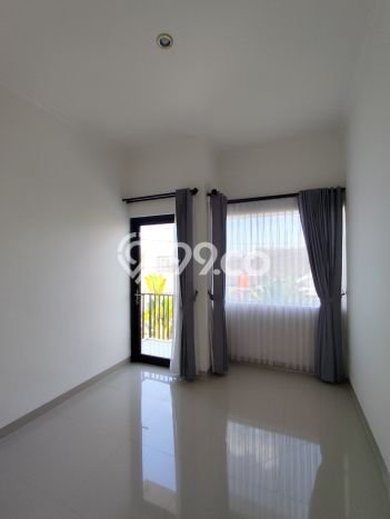 Rumah Strategis Modern Lb 141m2 di Mlati, Sleman Rumah Strategis Modern Lb 141m2 di Mlati, Sleman