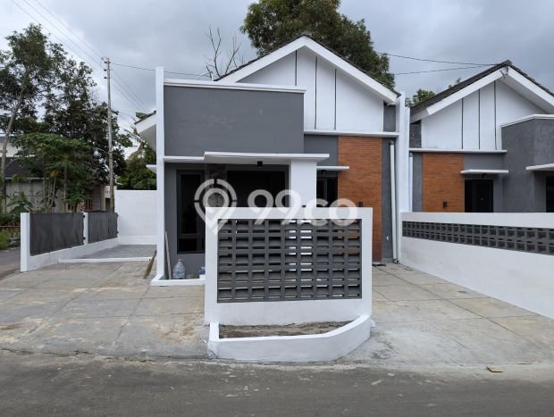 Jual Rumah Minimalis Bagus Punya 2 KT di Sleman Sleman SHM Jual Rumah Minimalis Bagus Punya 2 KT di Sleman Sleman SHM