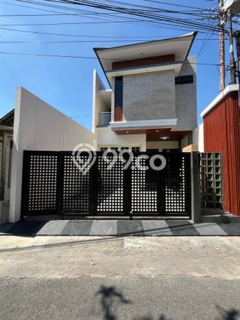 Rumah Modern Minimalis 4 KT Bisa Langsung Pindah di Banguntapan Rumah Modern Minimalis 4 KT Bisa Langsung Pindah di Banguntapan