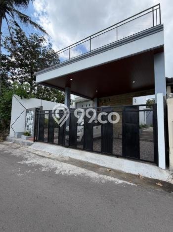 Rumah Modern Cantik 4 Kamar Siap Huni di Ngaglik Rumah Modern Cantik 4 Kamar Siap Huni di Ngaglik