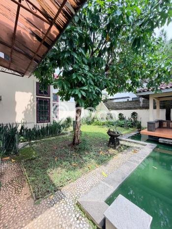 Dijual Rumah Premium dengan Fasilitas Sekitar Komplit di Depok, Sleman Dijual Rumah Premium dengan Fasilitas Sekitar Komplit di Depok, Sleman