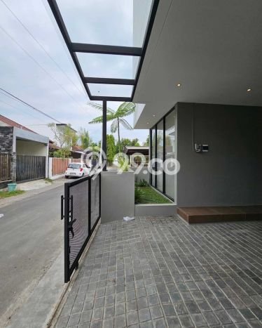 Rumah Modern Cantik 3 KT Bisa Langsung Pindah di Ngaglik Rumah Modern Cantik 3 KT Bisa Langsung Pindah di Ngaglik
