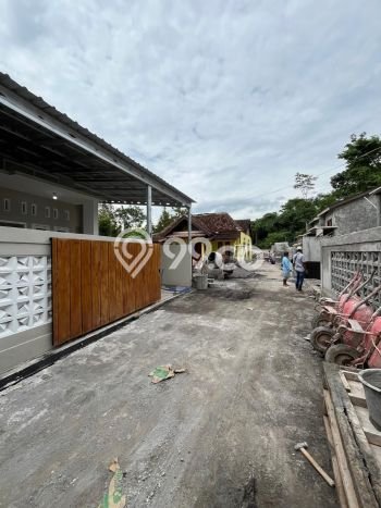 Rumah Budget Terbaik Siap Huni Area Sleman LT 110m2 Rumah Budget Terbaik Siap Huni Area Sleman LT 110m2