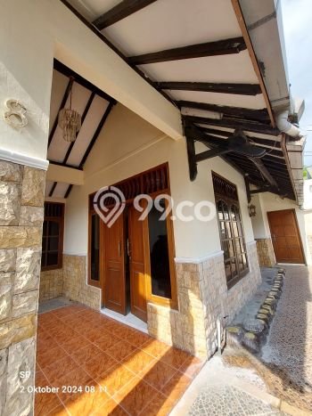 For Sale Rumah 5 Kamar Lokasi Strategis Nyaman dan Strategis di Banguntapan For Sale Rumah 5 Kamar Lokasi Strategis Nyaman dan Strategis di Banguntapan
