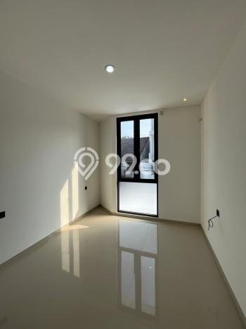 For Sale Rumah 3 Kamar Lokasi Ideal Nyaman dan Strategis di Depok For Sale Rumah 3 Kamar Lokasi Ideal Nyaman dan Strategis di Depok