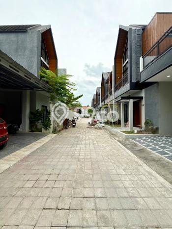 Jual Rumah Favorit Siap Huni LB 140m2 di Banguntapan, Bantul Jual Rumah Favorit Siap Huni LB 140m2 di Banguntapan, Bantul