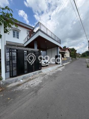 Rumah Modern Cantik 4 Kamar Siap Huni di Ngaglik Rumah Modern Cantik 4 Kamar Siap Huni di Ngaglik