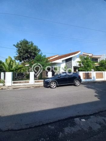 For Sale Rumah Mewah Exclusive di Gondokusuman, Yogyakarta For Sale Rumah Mewah Exclusive di Gondokusuman, Yogyakarta