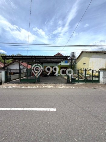 Rumah Modern Cantik 8 Kamar Siap Huni di Piyungan Rumah Modern Cantik 8 Kamar Siap Huni di Piyungan