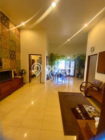 Rumah Modern Cantik 5 Kamar Siap Huni di Umbulharjo Rumah Modern Cantik 5 Kamar Siap Huni di Umbulharjo