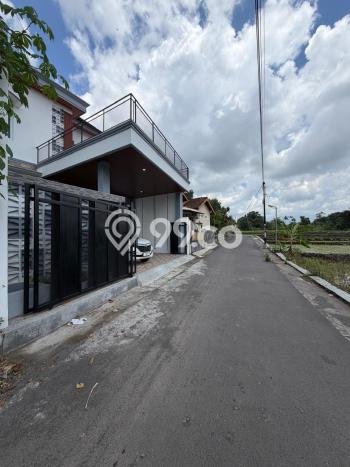 Rumah Modern Cantik 4 Kamar Siap Huni di Ngaglik Rumah Modern Cantik 4 Kamar Siap Huni di Ngaglik