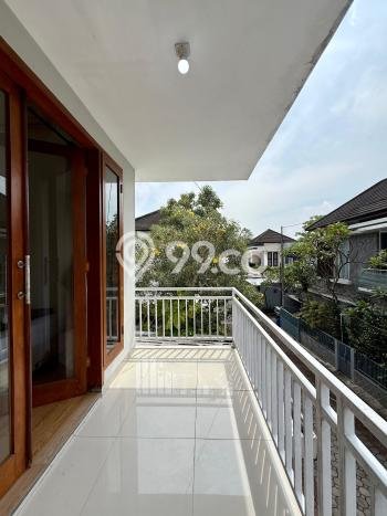 Rumah Modern Cantik 3 KT Bisa Langsung Pindah di Banguntapan Rumah Modern Cantik 3 KT Bisa Langsung Pindah di Banguntapan