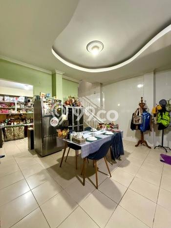 Dijual Cepat Rumah Bagus Siap Huni LB 300m2 di Ngaglik, Sleman Dijual Cepat Rumah Bagus Siap Huni LB 300m2 di Ngaglik, Sleman