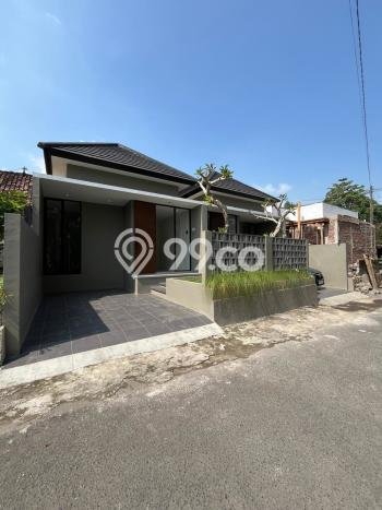 Rumah Modern LT 85m² Siap Huni di Kompleks Cluster Sleman, Sleman Rumah Modern LT 85m² Siap Huni di Kompleks Cluster Sleman, Sleman