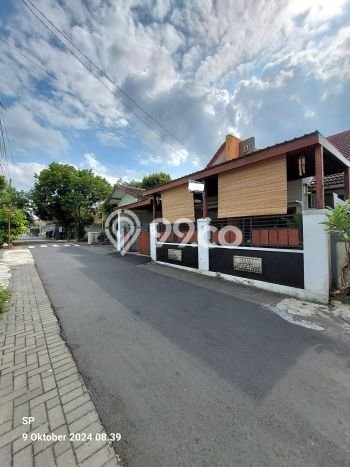 Lahan untuk Dijual di Depok Sleman Luas 406m2 Lahan untuk Dijual di Depok Sleman Luas 406m2