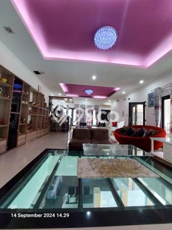Siap Huni Hunian Elit 6 Kamar di Depok Dekat ke Mana Saja Siap Huni Hunian Elit 6 Kamar di Depok Dekat ke Mana Saja