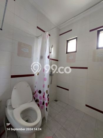 Siap Huni Hunian Elit 6 Kamar di Depok Dekat ke Mana Saja Siap Huni Hunian Elit 6 Kamar di Depok Dekat ke Mana Saja