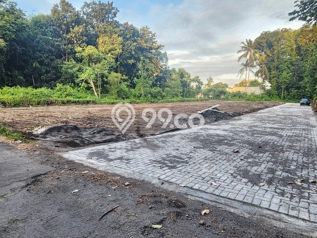 Tanah Kawasan Sleman, Luas 200m2m², Akses Jalan Utama Tanah Kawasan Sleman, Luas 200m2m², Akses Jalan Utama