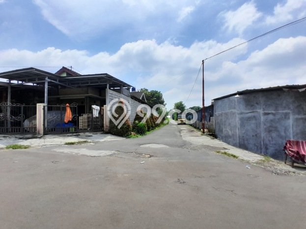 AREA PROSPEKTIF! Tanah di Sleman, Luas 178m2m², Dekat Fasilitas Umum, Kawasan Berkembang AREA PROSPEKTIF! Tanah di Sleman, Luas 178m2m², Dekat Fasilitas Umum, Kawasan Berkembang