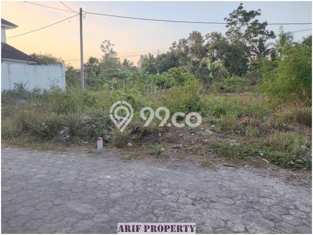 AREA PROSPEKTIF! Tanah Kawasan Ngaglik, Luas 169m², Akses Fasilitas Umum AREA PROSPEKTIF! Tanah Kawasan Ngaglik, Luas 169m², Akses Fasilitas Umum
